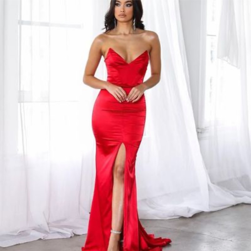 Abyss by Abby Red Formal Strapless Gown